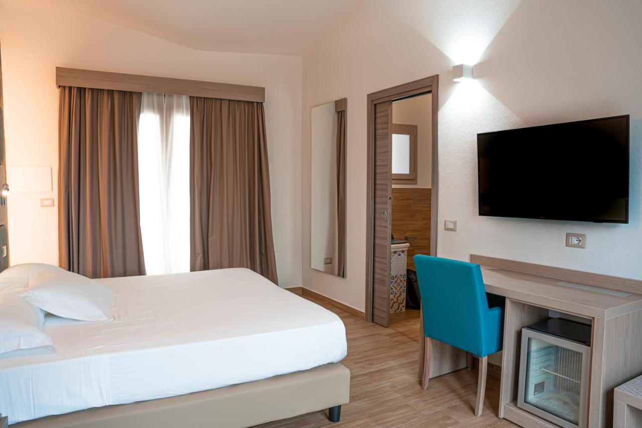 Aqua Sardinia Boutique 3*