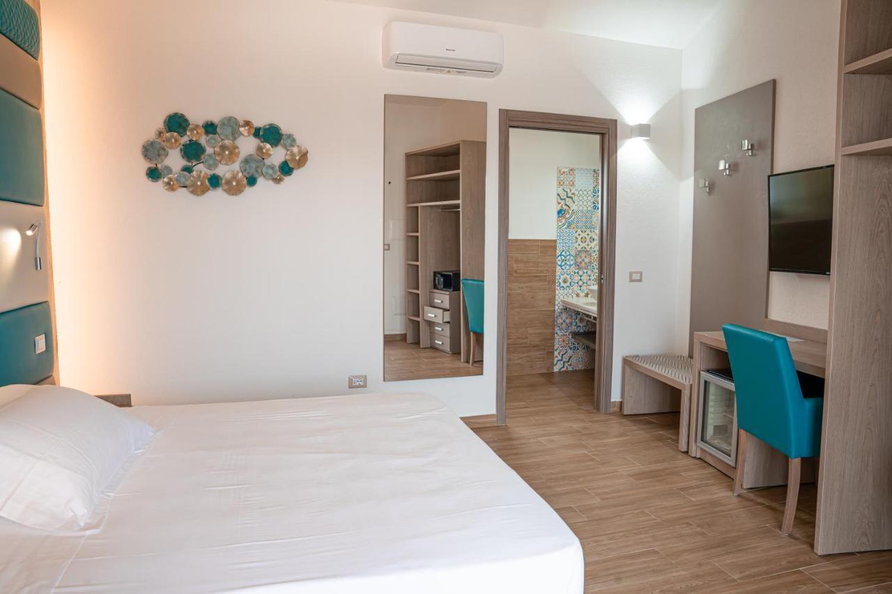 Aqua Sardinia Boutique 3*