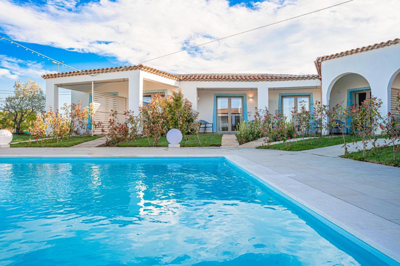 Aqua Sardinia Boutique Hotel 3*